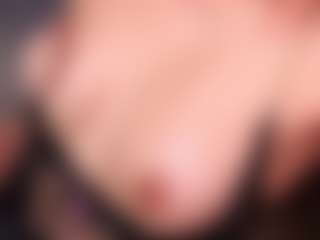 Live cam show with Aylin Millerxs - Ass Bouncing on livesuperchat.net