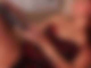 Live cam show with Aylin Millerxs - Erotic Dance on Big Tits