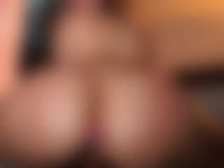 Live cam show with Aylin Millerxs - HD Teen (18+) on fapnchat