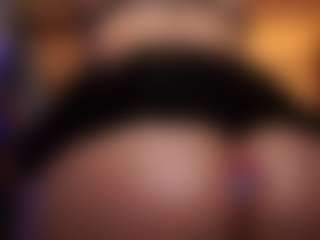 Live cam show with Aylin Millerxs - Anal Toys on madthumbs