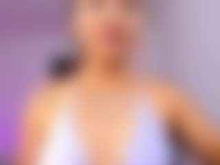 Live cam show with lucyy-rose - Strip BBW on Camiplay Live