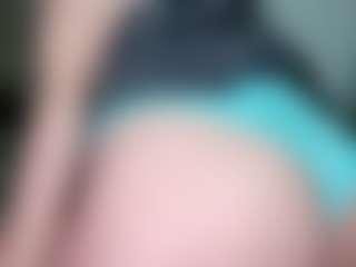 malishka20's Live Sex Cam Show