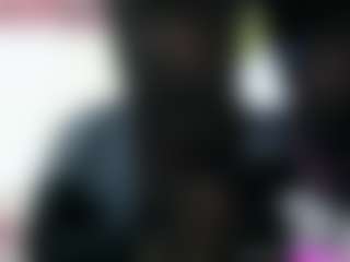 Live cam show with malishka20 - Ebony MILF on Milfs Live