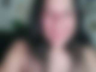 Live cam show with malishka20 - Public Ebony on Milfs Live