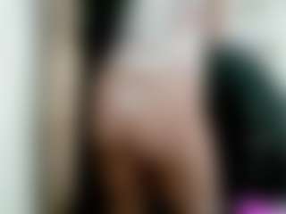 malishka20's Live Sex Cam Show