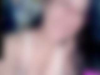 malishka20's Live Sex Cam Show