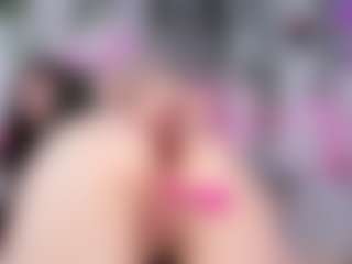 Live cam show with Samii Evans - Nipple Piercings on SpankPalCams