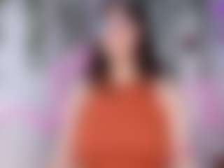 Live cam show with Samii Evans - Brown Hair on Cam Slut