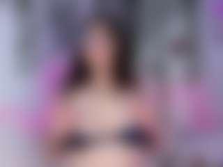 Live cam show with Samii Evans - Average on camwithhim.com