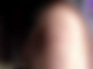 Live cam show with Samii Evans - Ahegao on Camming Site
