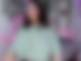 Live cam show with Samii Evans - Full Nudity on AdultVida.com