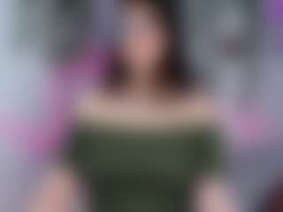 Live cam show with Samii Evans - Nipple Piercings on madthumbs