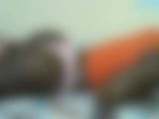 Live cam show with Sella-bella - Facial on Gym Cam Girls