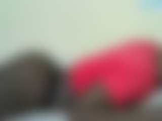 Live cam show with Sella-bella - Facial on Camsoda