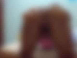 Sella-bella's Live Sex Cam Show