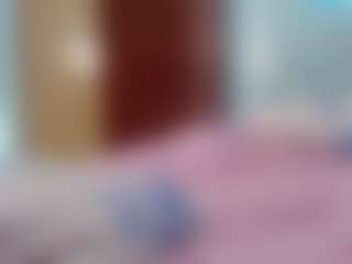 Live cam show with Sella-bella - Public Ebony on xxxlivecams.org