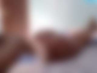 Live cam show with Sella-bella - Facial on sexylive.show