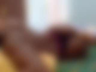 Live cam show with Sella-bella - Public Black on thefappeningchat.com