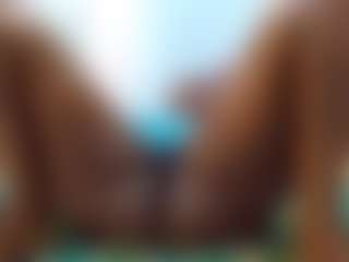 Live cam show with Sella-bella - Facial on LiveSexCams6