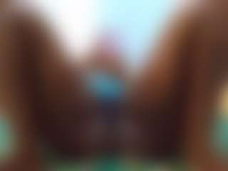 Live cam show with Sella-bella - Public Black on Fit Hotties