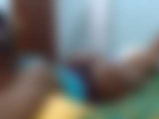 Live cam show with Sella-bella - Facial on TottyGirls