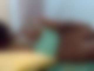 Live cam show with Sella-bella - Ebony Small Tits on sexytreat.net