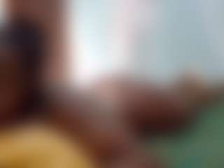 Live cam show with Sella-bella - Public on milfzrlive.com