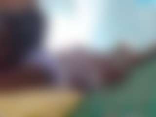 Live cam show with Sella-bella - Black Toys on live18s.com
