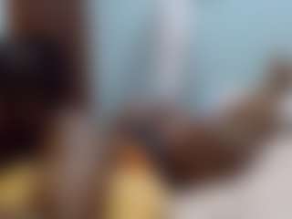 Live cam show with Sella-bella - Public Black on Fling VIP Chat