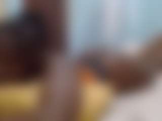 Spettacolo in cam dal vivo con Sella-bella - Facial su Camsoda