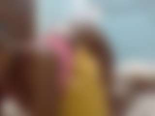 Live-Cam-Show mit Sella-bella - Ebony Small Tits auf Camsoda