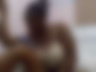 Live cam show with Sella-bella - Ebony Small Tits on Camsoda