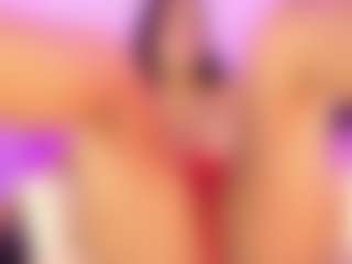 Live cam show with Bahia Marquez - Thong on CamwithHer