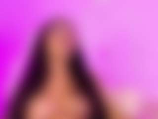 Live cam show with Bahia Marquez - Solo on Camsoda