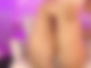 Live cam show with Bahia Marquez - Big Tits on Camsoda