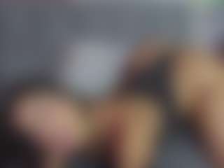 Live cam show with Catalina_goddess - Bedroom on studioflirtlive.com