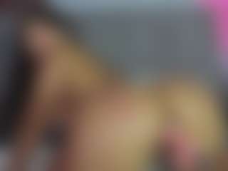 Live cam show with Catalina_goddess - Bedroom Brown Hair on instabang
