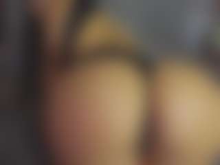 Live cam show with Catalina_goddess - Bedroom Big Tits on AdultVida.com