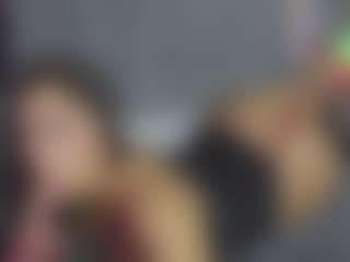 Live cam show with Catalina_goddess - Brown Hair on Mixed Magazine Live
