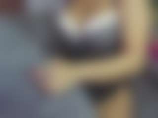 Live cam show with Catalina_goddess - Brown Hair on CamClone
