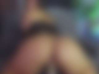 Live cam show with Catalina_goddess - Grey Eyes on madthumbs