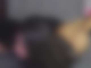 Live cam show with Catalina_goddess - Bedroom Brown Hair on 1on1-livenow