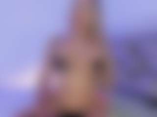 Live cam show with kailye - Blonde Hair on studioflirtlive.com