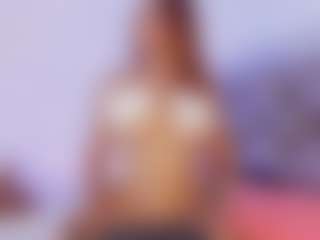 Live cam show with kailye - Blonde Hair on chickslive.net