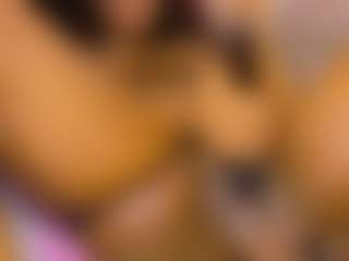 Live cam show with SARA - Butt Plug on Soda Cam