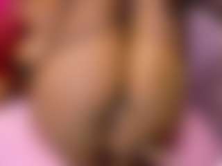 Live cam show with SARA - Small Tits Teen (18+) on Camsoda