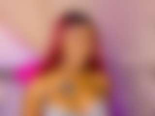 Live cam show with SARA - Butt Plug on CamClone