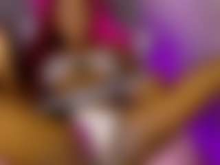 Live cam show with SARA - Big Tits Small Tits on Camsoda