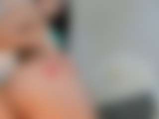 Live cam show with RebeccaBaxter - Small Tits on milfzrlive.com