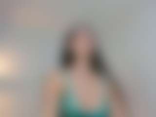Live cam show with RebeccaBaxter - Small Tits Brown Hair on MyBangCams